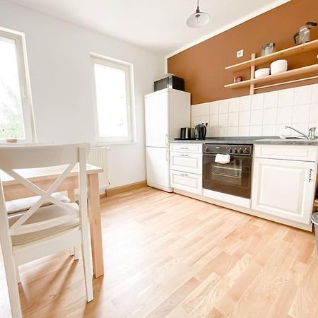 Schoene Ferienwohnung Mit Blick Ueber Stadtwald 莱比锡 外观 照片