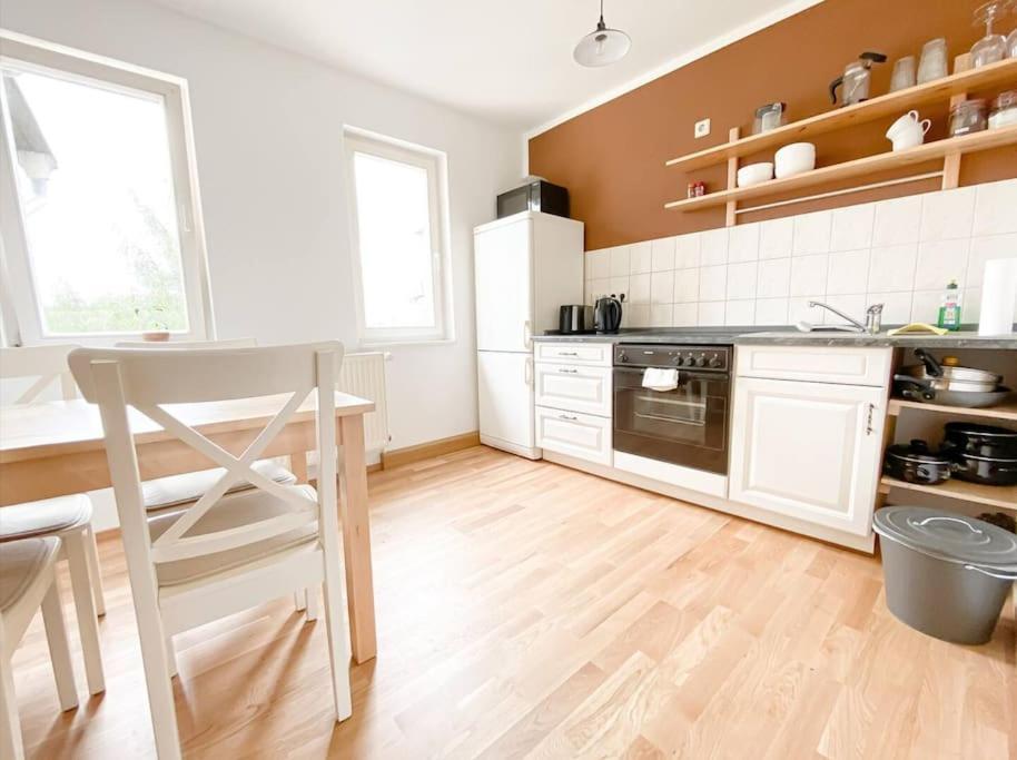 Schoene Ferienwohnung Mit Blick Ueber Stadtwald 莱比锡 外观 照片