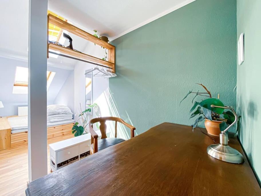 Schoene Ferienwohnung Mit Blick Ueber Stadtwald 莱比锡 外观 照片